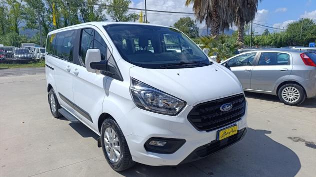 Ford Tourneo Custom 2.0EcoBlue 130CV 6 POSTI AUTOCARRO (9 POSTI) - Foto 2