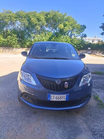 Lancia Ypsilon 2024 20.000 Km. Blu
