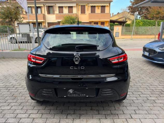 RENAULT Clio dCi 8V 75 CV 5 porte Moschino Intens rif. 24229742 - Foto 6