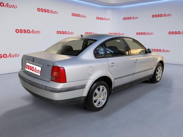 Volkswagen Passat 1.8 BENZINA 150 HP COME STA E GIACE COMMERCIANTI - Foto 3