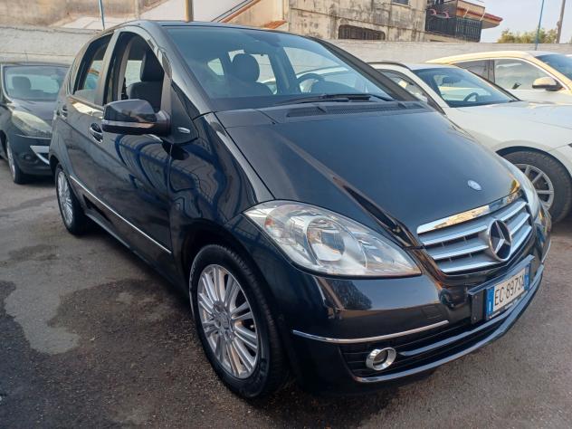 Mercedes-benz A 180 CDI Elegance ANNO 2011 - Foto 2