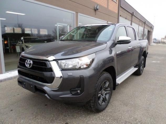 TOYOTA Hilux 2.8 D-4D A/T 4WD 48V 4 porte Double Cab Executive rif. 21729608 - Foto 2