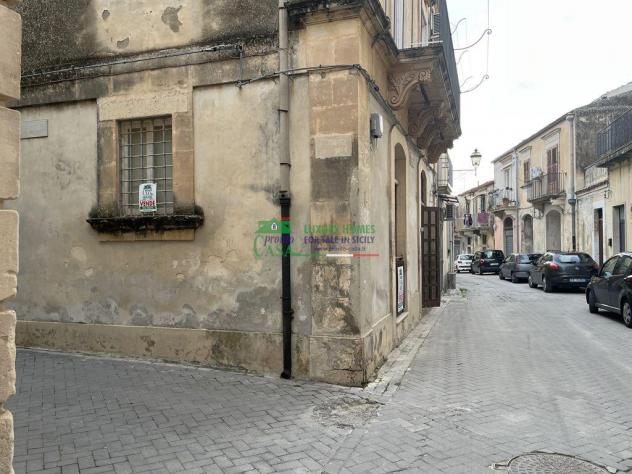 Rif.2645 - Casa Indipendente con cortile a Modica Alta - Foto 6