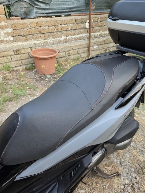Honda Forza 300 2020 limited edition - Foto 6