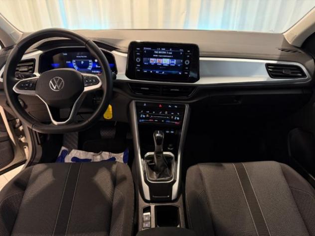 VOLKSWAGEN T-Roc 1.5 TSI DSG Life GANCIO Navi DAB+ Parks Assist LED rif. 23345309 - Foto 7