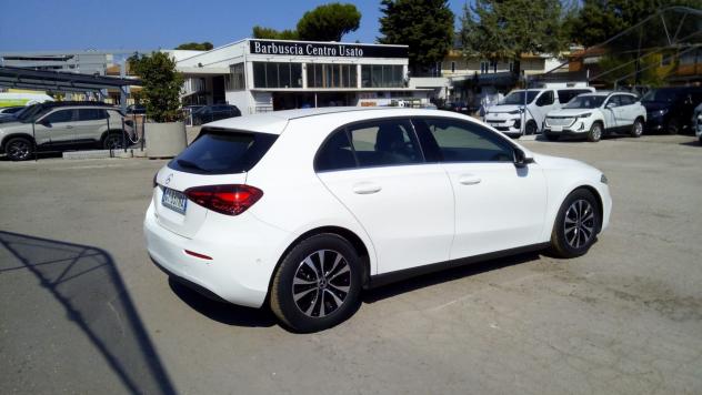 Mercedes-Benz Classe A - W177 2023 - A 180 d Advanced auto - Foto 3
