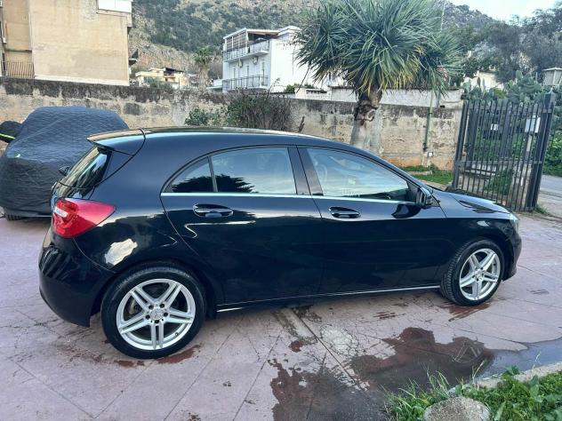 MERCEDES-BENZ A200 CDI 136CV 2015 SPORT - Foto 9