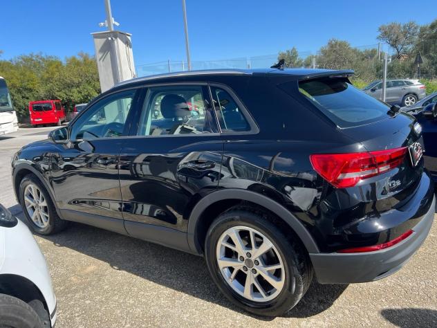 Audi Q3 35 TDI S tronic Business - Foto 4