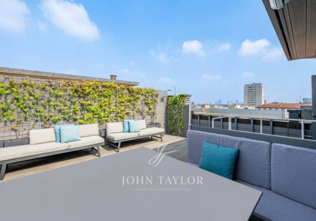 Attico / Mansarda di 145 m² con 5 locali in vendita a Milano - Foto 2