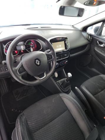 Renault Clio dCi 8V 90 CV EDC 5 porte Moschino Zen - Foto 8