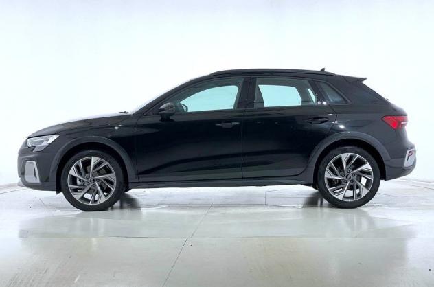 Audi A3 A3 allstreet 35 TDI S tronic Identity Contrast - Foto 2