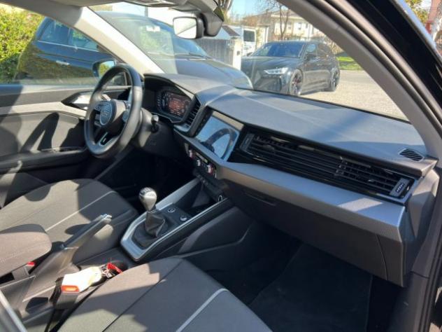 AUDI A1 SPB 30 TFSI Identity Black rif. 22059318 - Foto 6