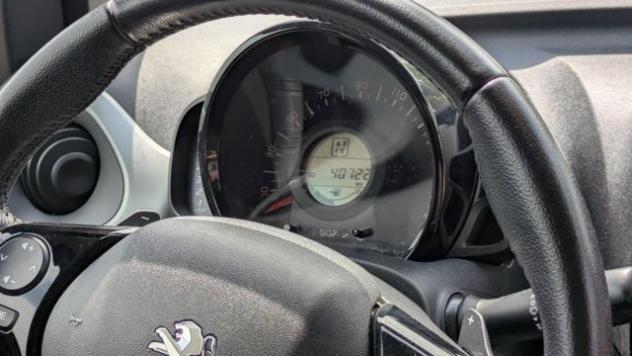 PEUGEOT 108 AUTOM 1.0cc 70cv rif. 23780826 - Foto 8