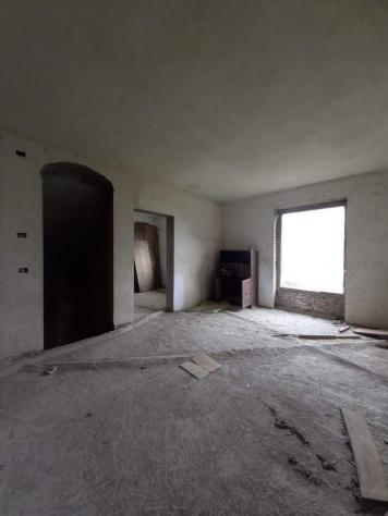 TERRATETTO di 5 vani e di 135 mq (BORGO SAN LORENZO) rif. AAJ273 - Foto 4