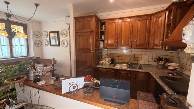 VBF LAMM 295 - Lammari (LU) – Ampio Piano Terra con Giardino Privato e Tre Camere - Foto 10
