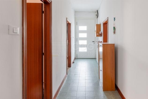 MASSA LOMBARDA – COMFORT E SPAZI DA VIVERE - Foto 17