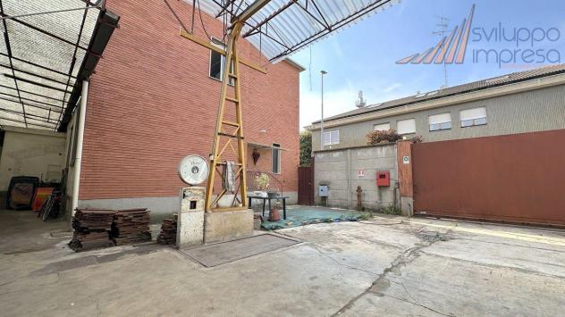 PALAZZINA UFFICI IN VENDITA A BRESSO - Foto 15