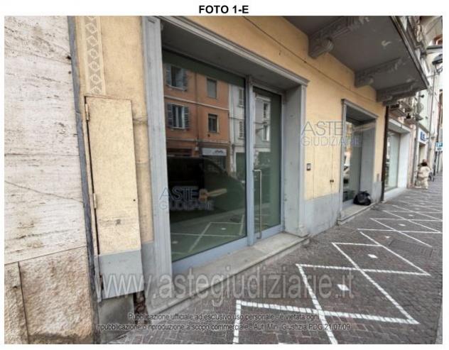 IMMOBILI-IMMOBILE COMMERCIALE-Corso Giacomo Matteotti, 9 - Foto 5