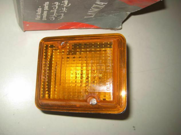 FANALE FRECCIA POSTERIORE FIAT CAMPAGNOLA AR/76 4438697