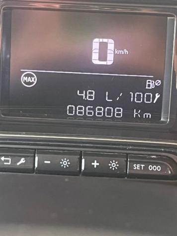 CITROEN C3 Aircross BlueHDi 100 S&S Shine rif. 23940678 - Foto 9