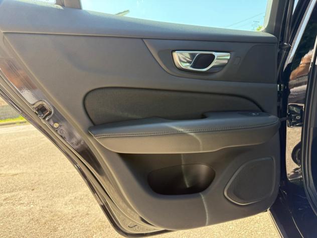 Volvo V60 B4 (d) Geartronic Momentum Pro Business PILOT ASSIST. - Foto 9