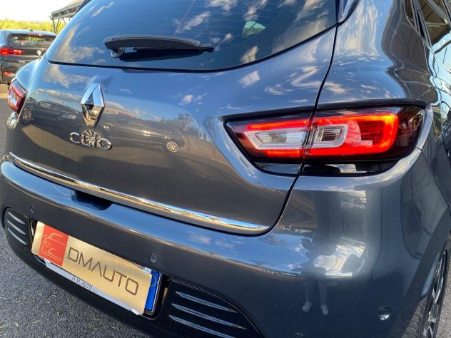 Renault Clio dCi 8V 90 CV 5 porte Moschino Intens - Foto 6