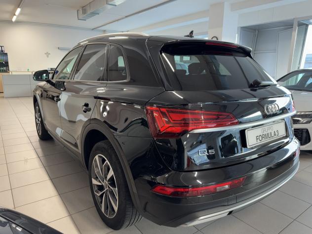 Audi Q5 40 TDI 204 CV quattro S tronic Business - Foto 4