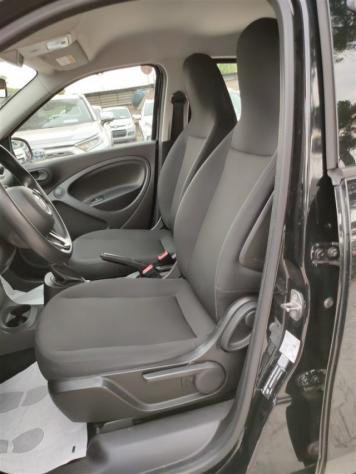 SMART ForFour 70 1.0 YOUNGSTER CLIMA.CRUISE,BLUETOOTH .. rif. 19438545 - Foto 8