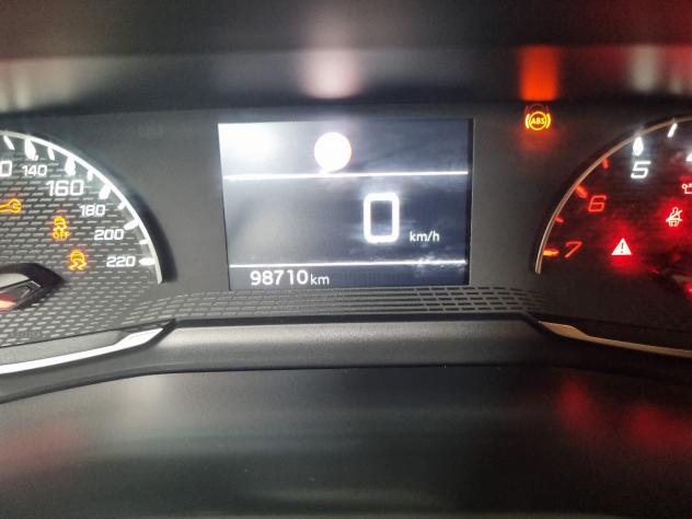 Peugeot 208 Active PureTech 75 S/S - Foto 9