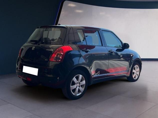 Suzuki Swift 5p 1.3 16v GL c/airb.lat 4x4 - Foto 4