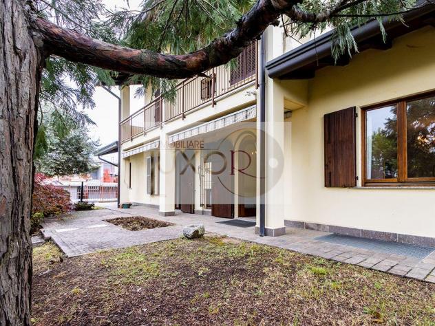 Villa per 2 nuclei famigliari a Casatenovo - Foto 13
