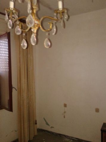 Casa terratetto nel centro storico di Lodé – 85 m², da ristrutturare - Foto 7