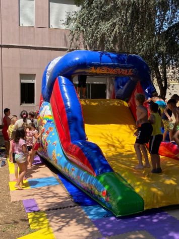 PARCO GIOCHI COMPLETO BAMBINI Playground Gonfiabile 6.500 - Foto 7