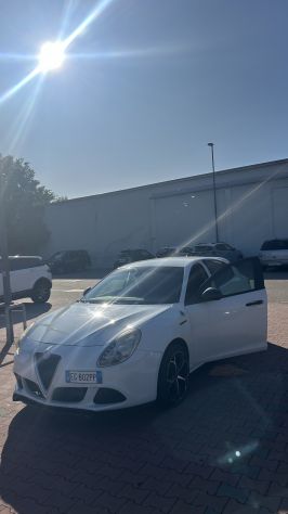 ALFA ROMEO GIULIETTA (240cv)