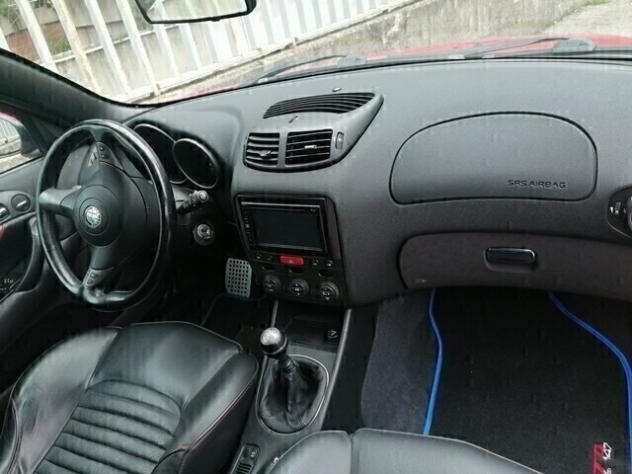 Alfa Romeo 147 3.2i V6 24V cat 3 porte GTA - Foto 8