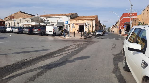 LOCALE COMERCIALE 1350 MQ.PORTO DI AVOLA X CASE VACANZA - Foto 4