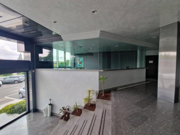 Immobile di 455 m² con più di 5 locali in affitto a Limbiate - Foto 4