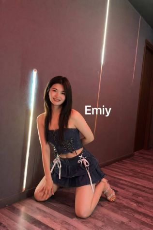 Tel:3925765034-RAGAZZA BELLA FA MASSAGGIO VERO RILASSANTE orientali PRIMA VOLTA - Foto 5