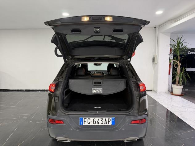 Jeep Cherokee 2.2 Mjt II 200cv Overland 4WD II Auto - Foto 7