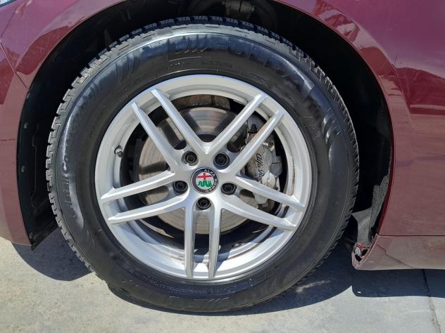 ALFA ROMEO GIULIA 2.2 MJT 150CV C. A. - Foto 10