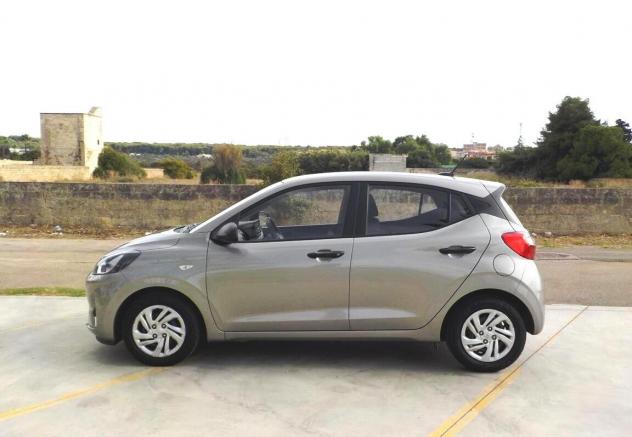 Hyundai i10 1.0 MPI Tech - Foto 9