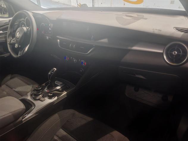 Alfa Romeo Stelvio 2.2 TD 160 CV Sprint AT8 RWD - Foto 5