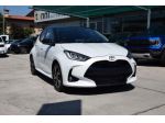 TOYOTA Yaris IV 1.5 Hybrid 115cv E-CVT Hybrid B&W Edition rif. 24074570