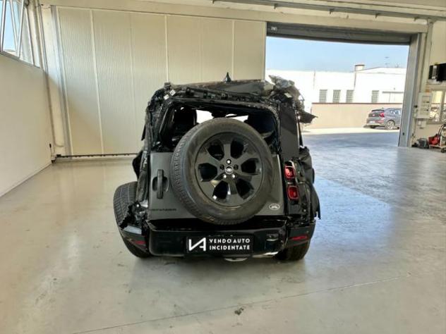 LAND ROVER Defender 110 3.0 l6 400CV AWD AUTO SE rif. 23936373 - Foto 6
