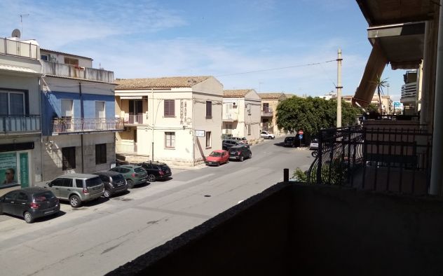 Intero stabile Via Adua Vittoria (RG) - Foto 2