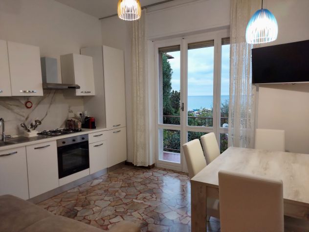 Varazze appartamento con giardino centrale Vista mare - Foto 6