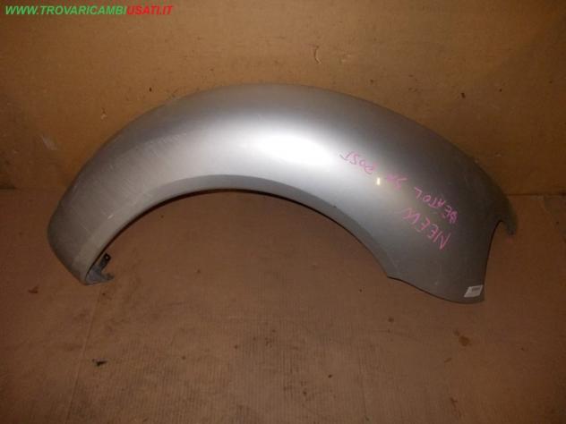 PARAFANGO POST.S. ARGENTO VOLKSWAGEN NEW BEETLE (9C) 3 porte  Carrozzeria  Lamierati esterni  Fiancate  Parafango post VOLKSWAGEN - NEW BEETLE - 01-02