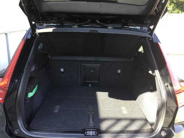 Volvo XC40 T2 Core CAMBIO AUTOMATICO - Foto 9