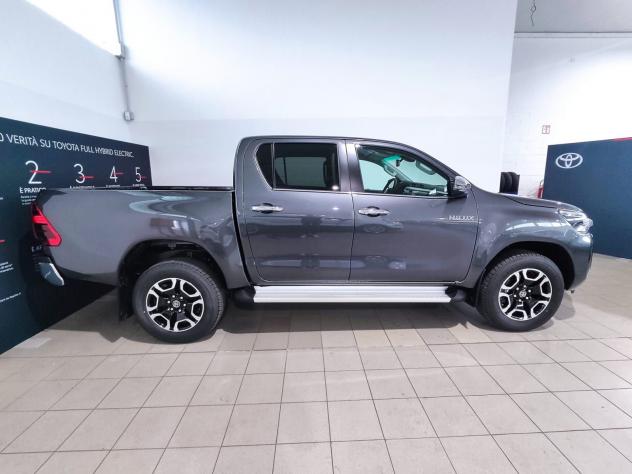 Toyota Hilux 2.4 D-4D A/T 4WD 4 porte Double Cab Executive - Foto 4