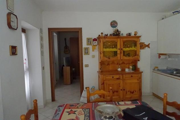 Bellano centro storico trilocale vicino al lago - Foto 14
